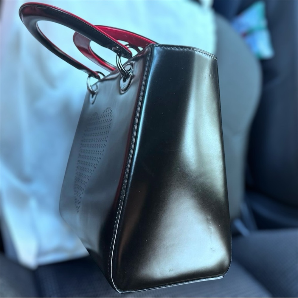 Limited Edition Christian Dior Lady Dior Art Black Patent Leather Red Heart Bag - Picture 7 of 15